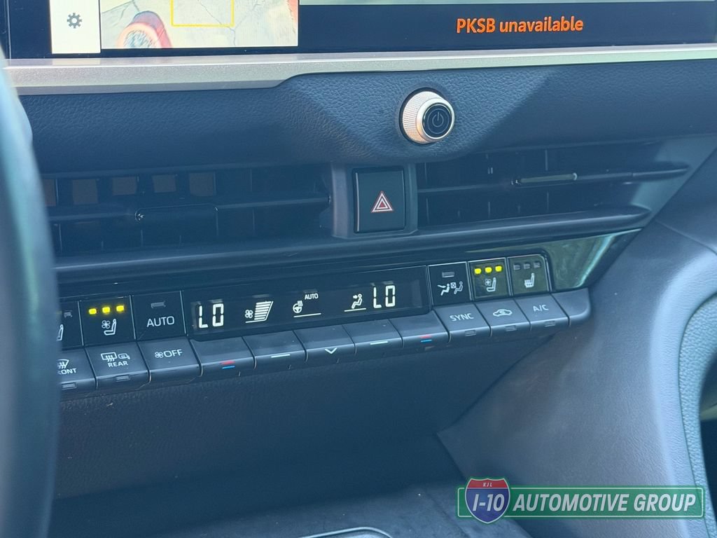 Used 2023 Toyota Crown Platinum w/ Carpet Mat Package (TMS) AWD/4WD image 31