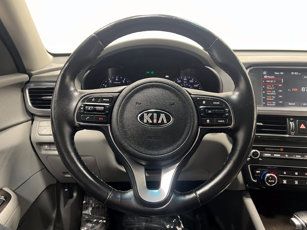 Used 2018 Kia Optima EX w/ Technology Package FWD image 24
