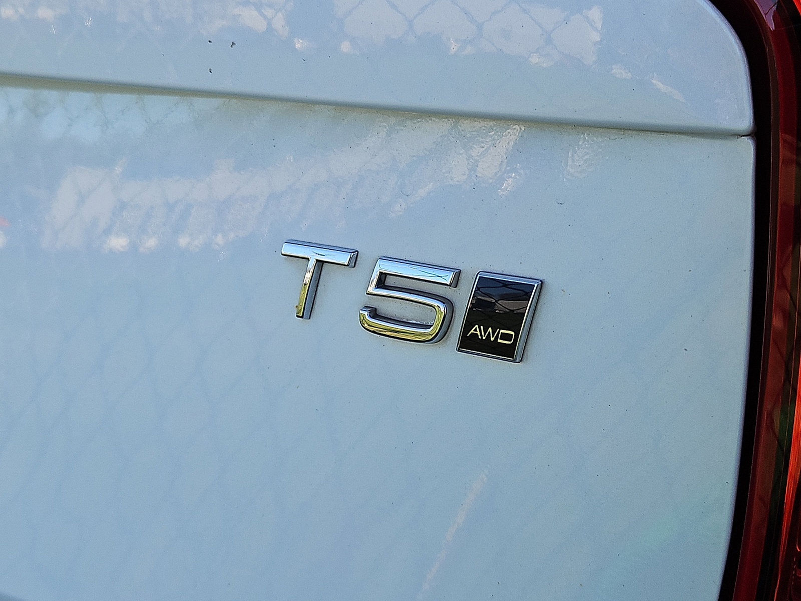 Used 2018 Volvo XC90 T5 Momentum w/ Protection Package image 9