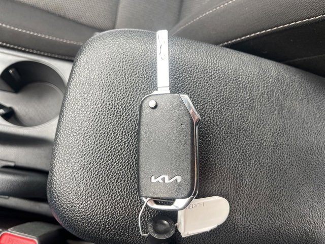 Used 2023 Kia Forte LXS image 61