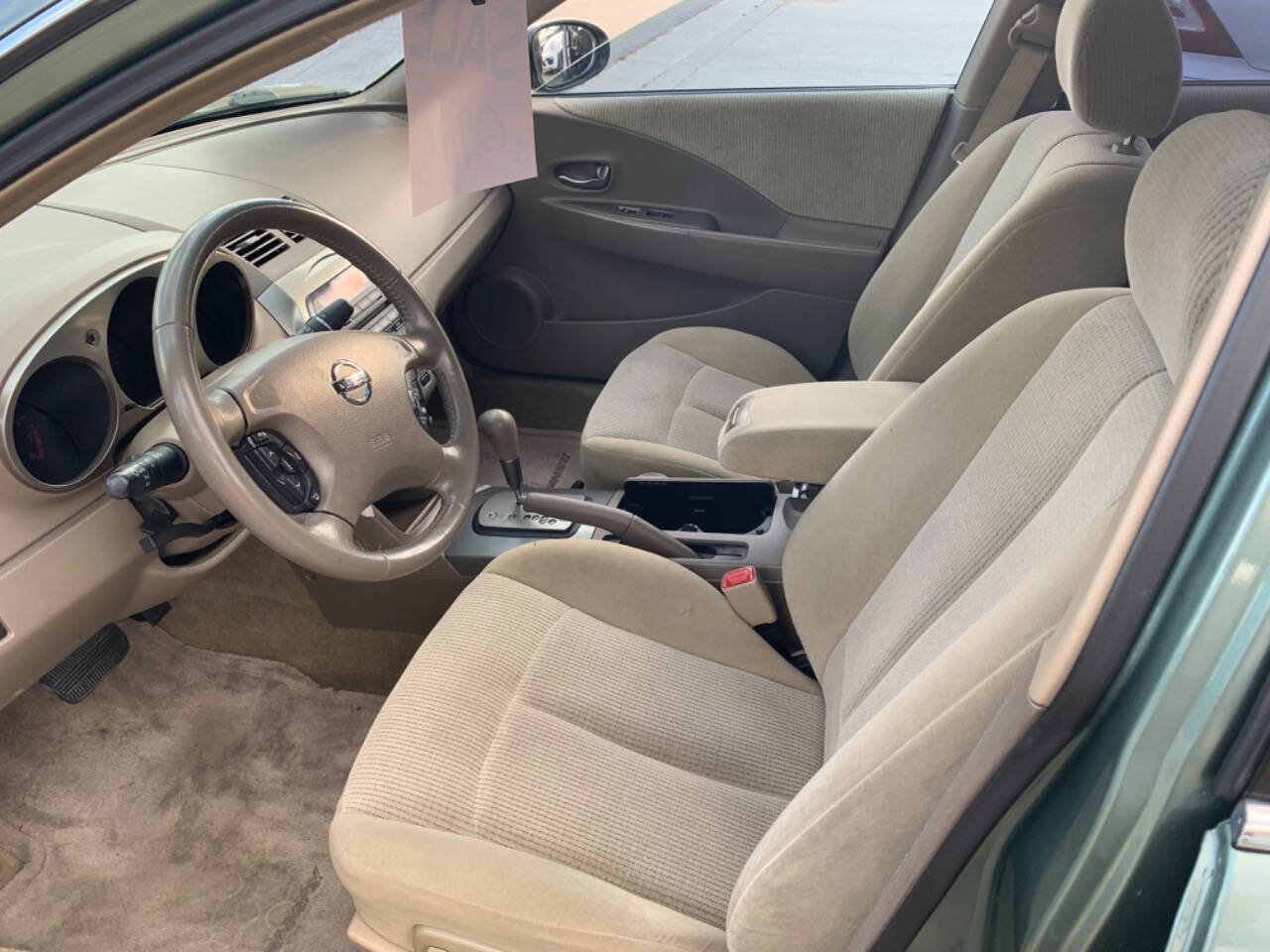 Used 2003 Nissan Altima 3.5 SE FWD image 14