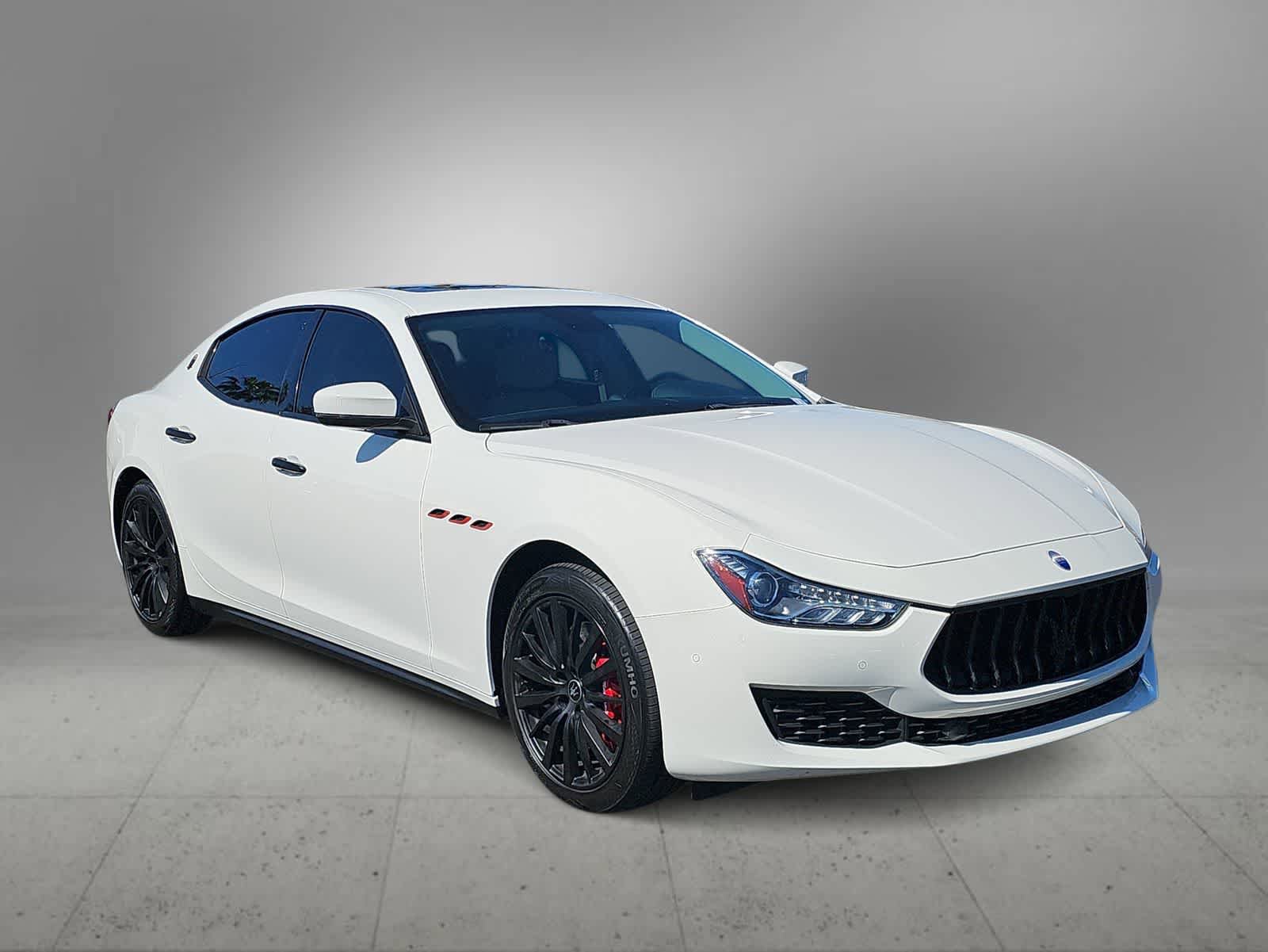 Used 2021 Maserati Ghibli S video 2