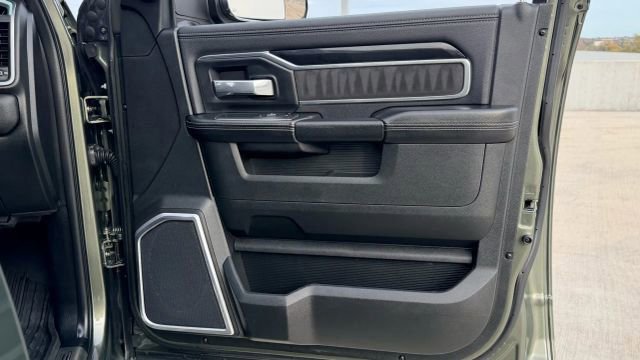 Used 2020 RAM 2500 Laramie image 17