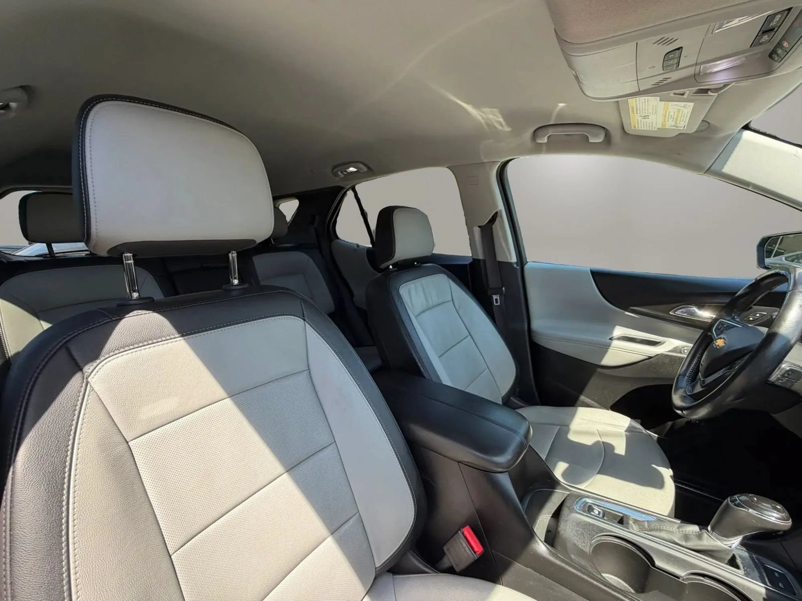 Used 2018 Chevrolet Equinox Premier AWD/4WD image 32