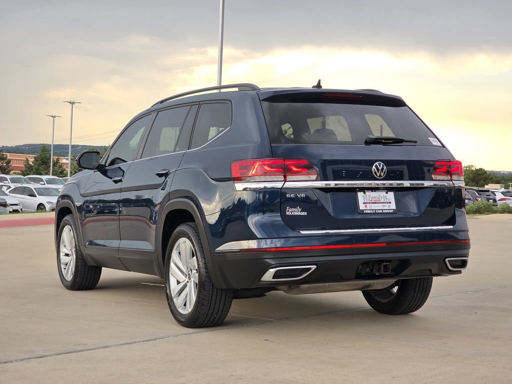 Used 2021 Volkswagen Atlas SE w/ Panoramic Sunroof Package FWD image 3