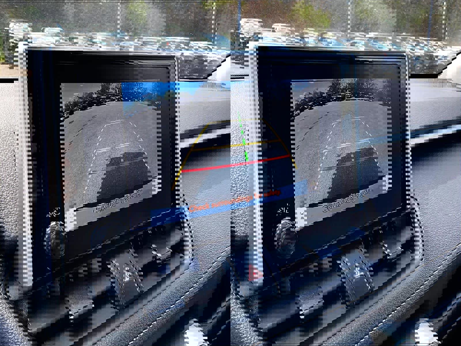 Used 2024 Toyota RAV4 XLE FWD image 19