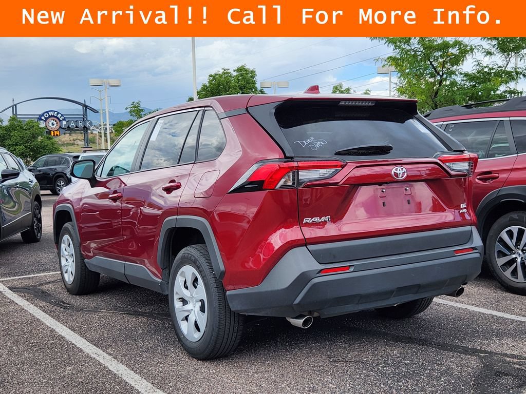 Used 2025 Toyota RAV4 LE AWD/4WD image 6