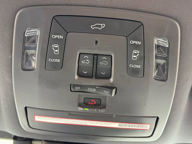 Certified 2021 Toyota Sienna Platinum image 29