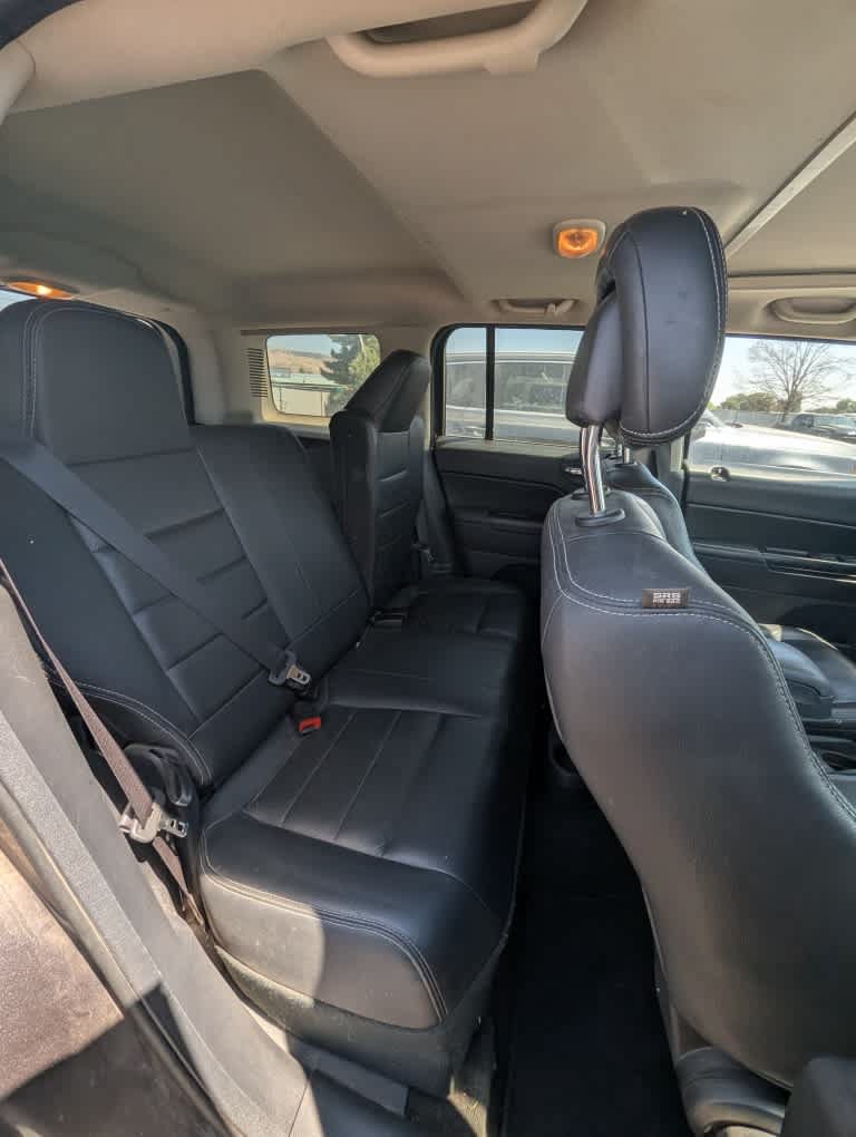 Used 2015 Jeep Patriot High Altitude AWD/4WD image 27