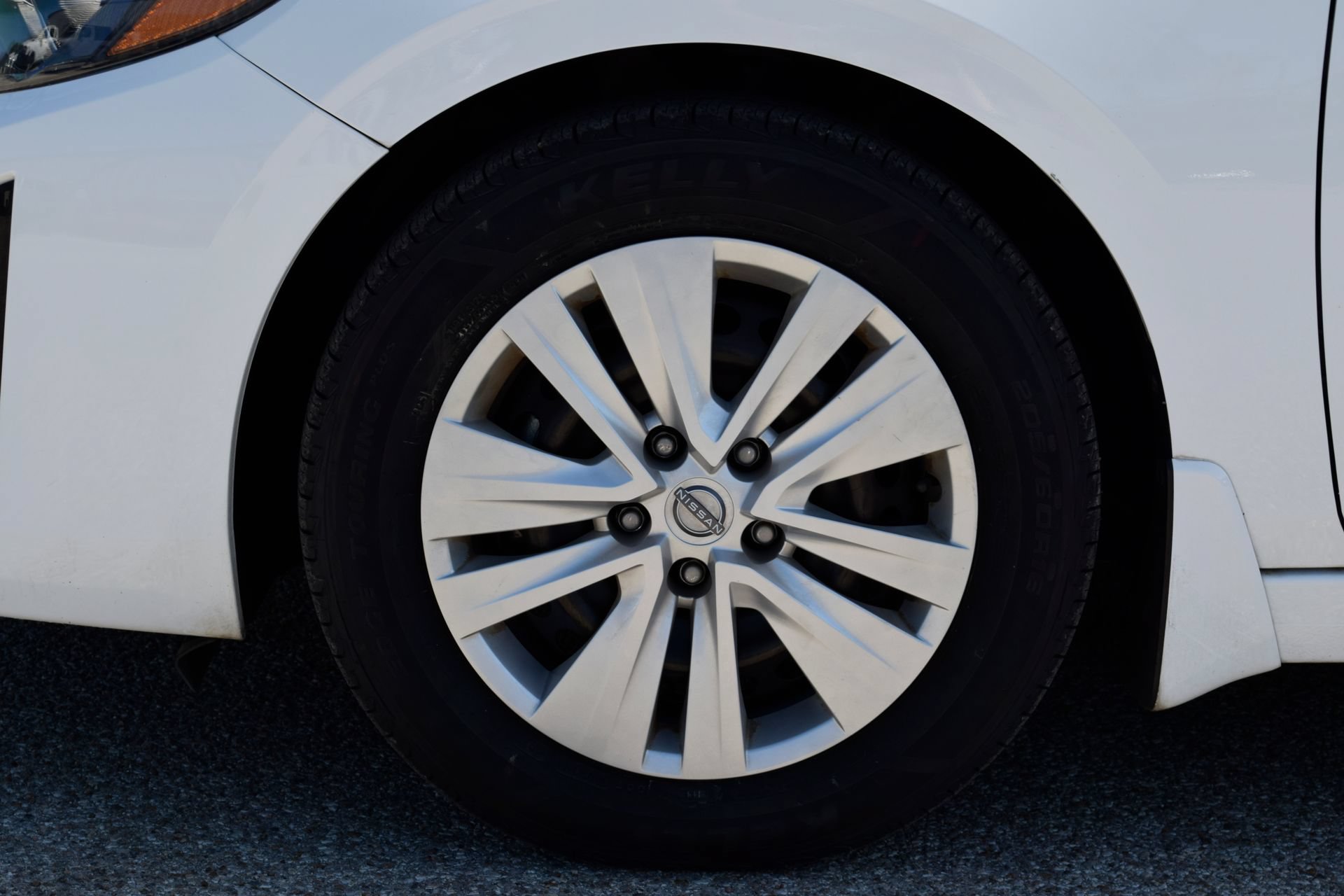 Used 2024 Nissan Sentra S FWD image 25