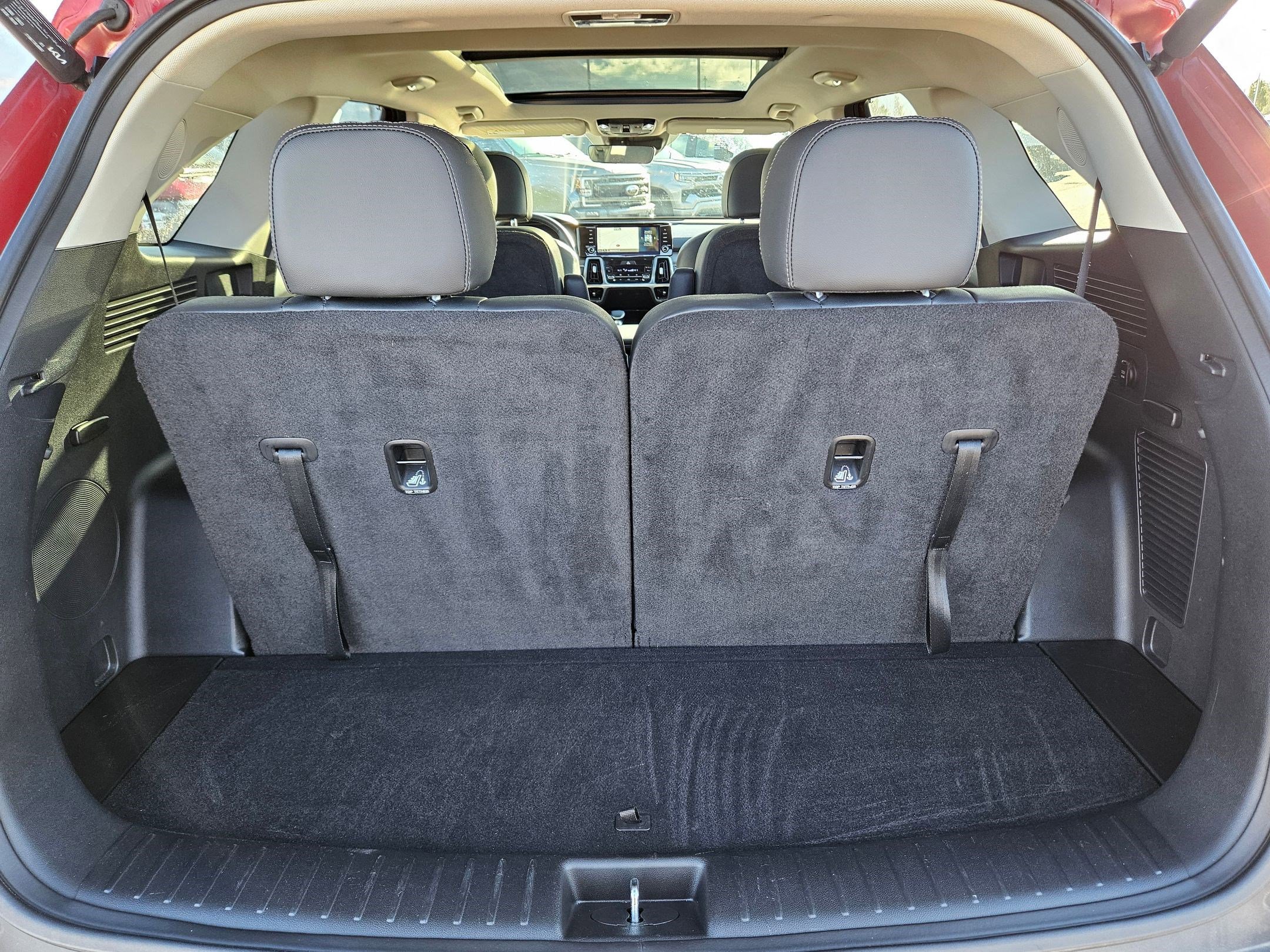 Used 2023 Kia Sorento SX Prestige image 33