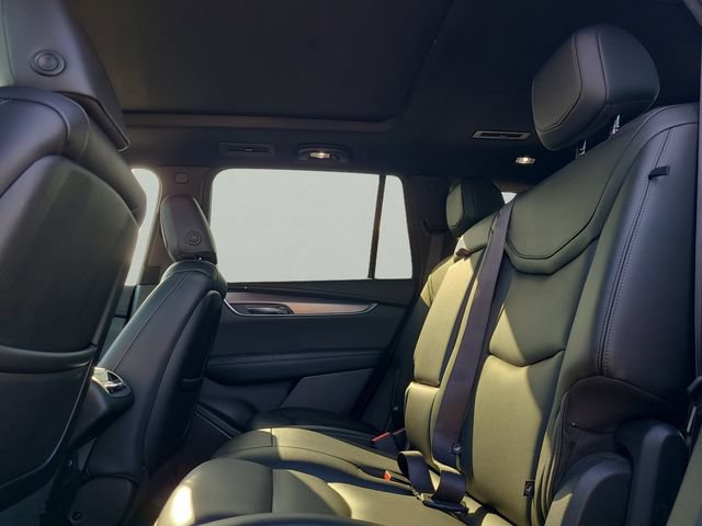 Used 2023 Cadillac XT6 Luxury FWD image 17