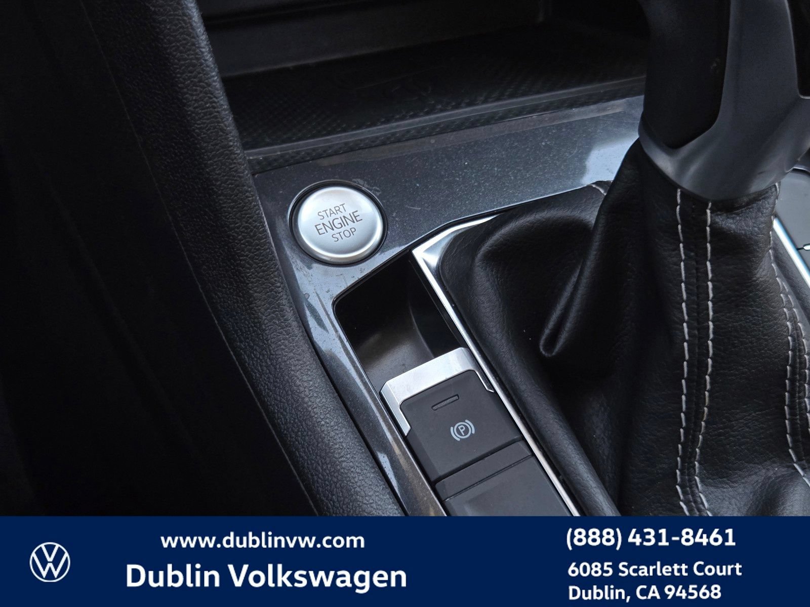 Used 2023 Volkswagen Tiguan SE FWD image 18