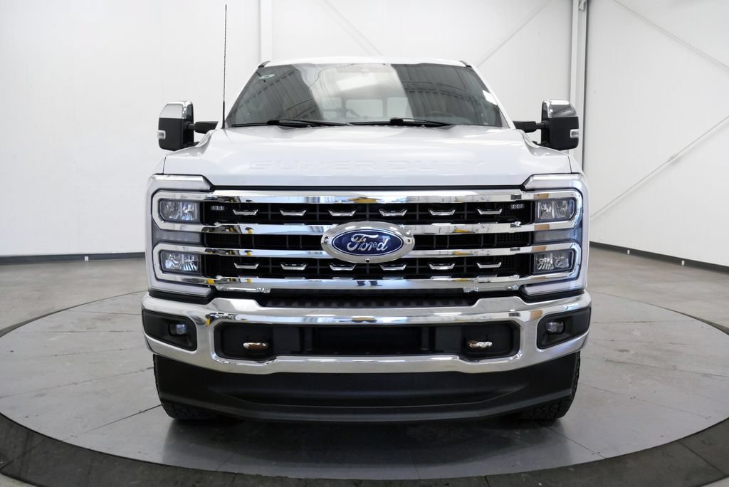 Used 2023 Ford F250 Lariat w/ Chrome Package AWD/4WD image 2