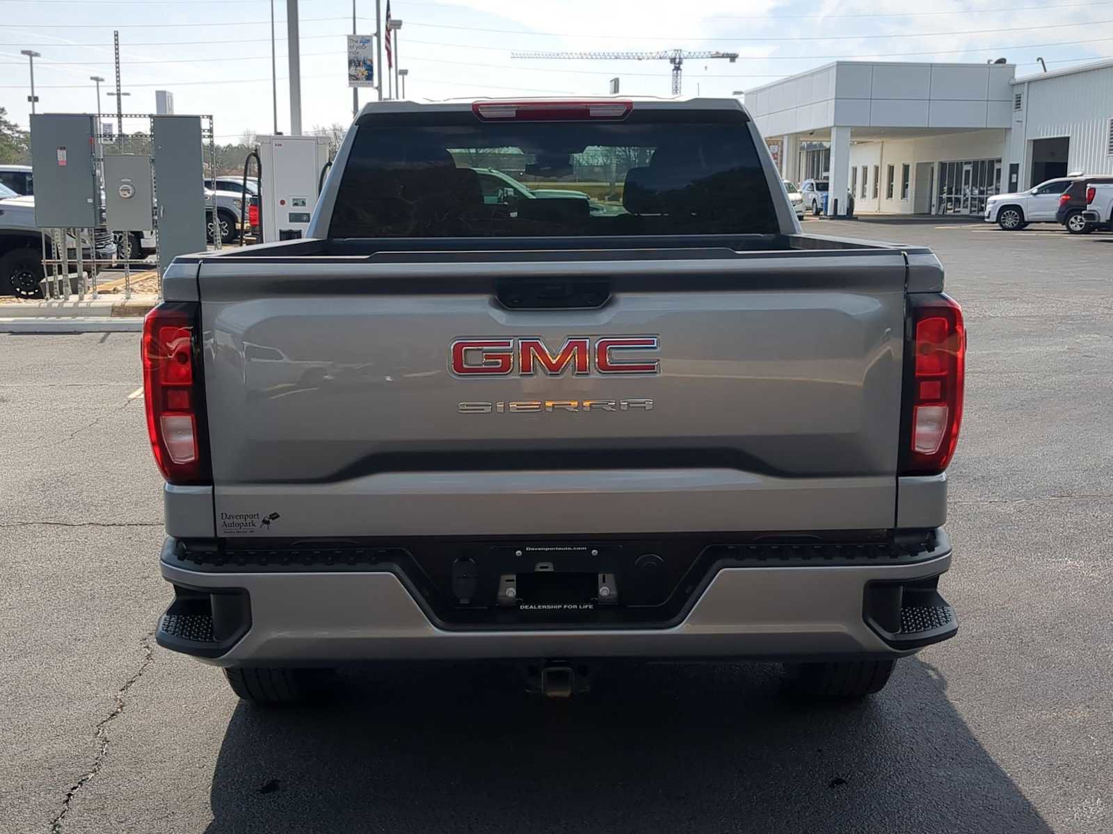 Used 2024 GMC Sierra 1500 Pro w/ Graphite Edition image 7