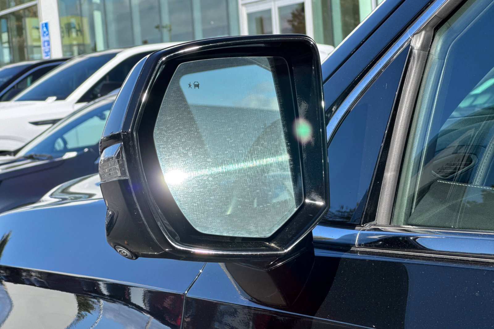 Used 2023 Cadillac Escalade ESV Premium Luxury image 51