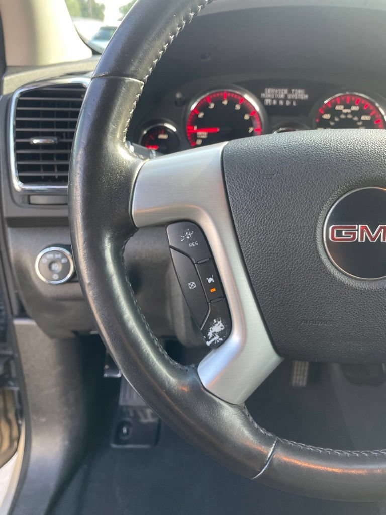 Used 2011 GMC Acadia SLE FWD image 14