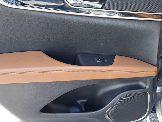 Used 2022 Lincoln Nautilus Reserve FWD image 17