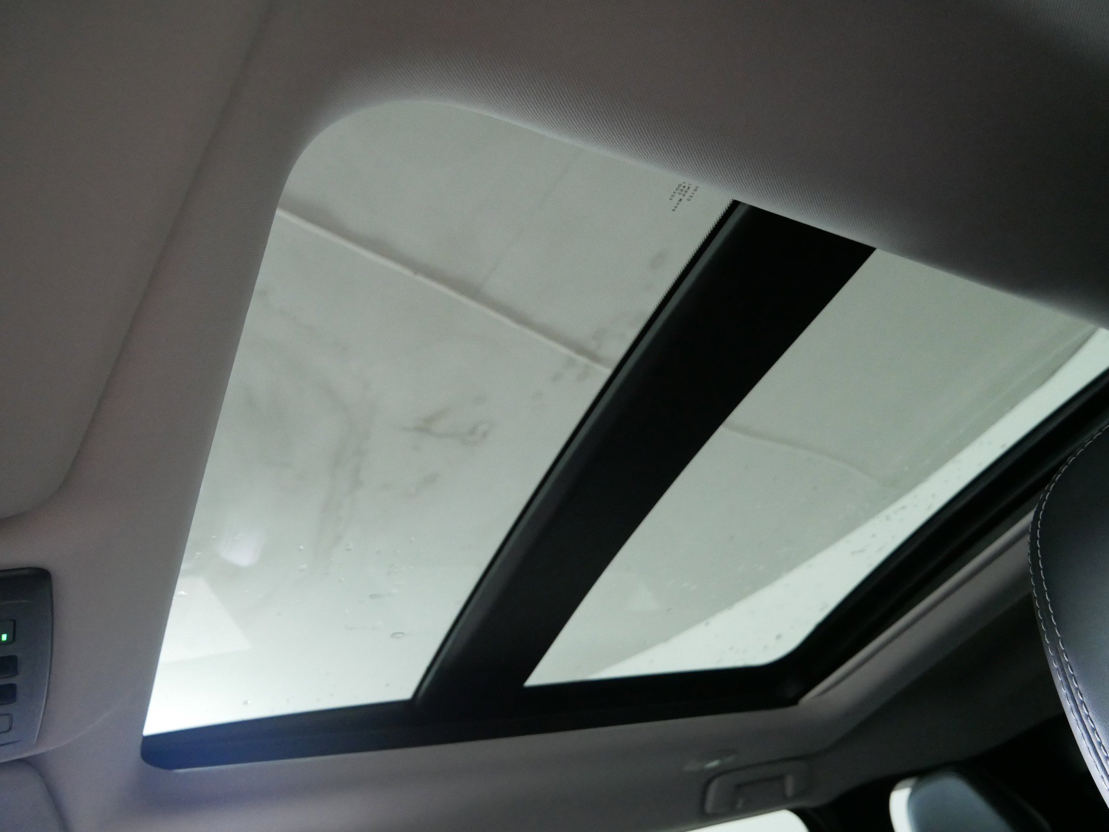 New 2025 Mitsubishi Outlander SE image 8