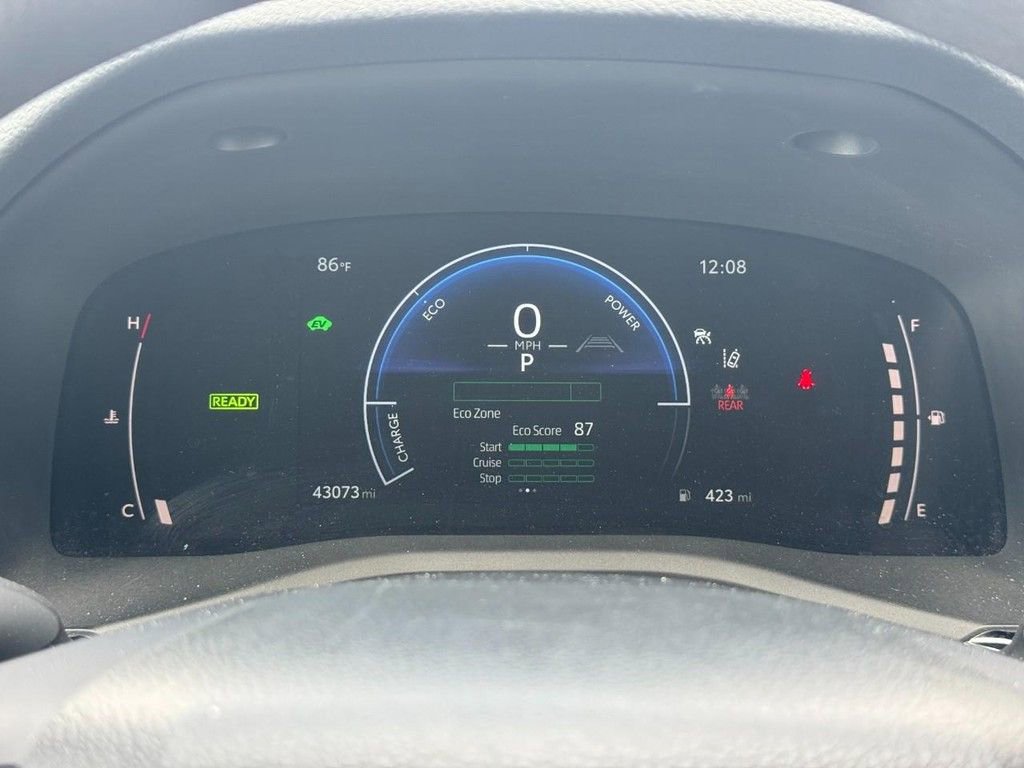 Used 2025 Toyota Camry LE FWD image 19