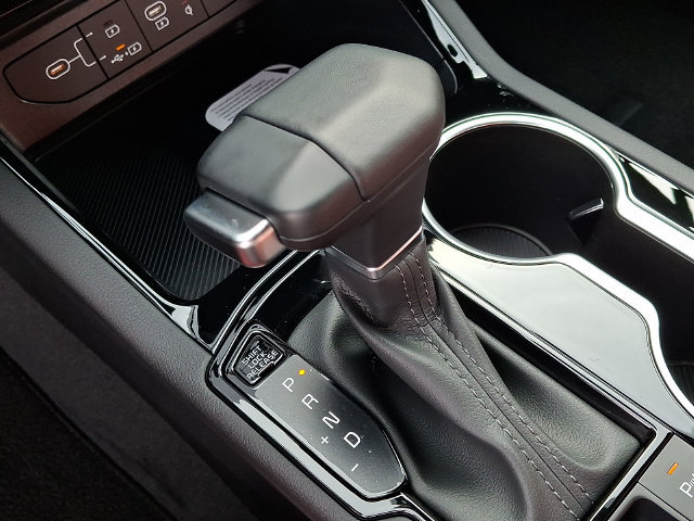 New 2027 Kia K5 GT-Line FWD image 10