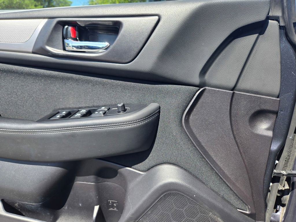 Used 2017 Subaru Outback 2.5i Premium image 14