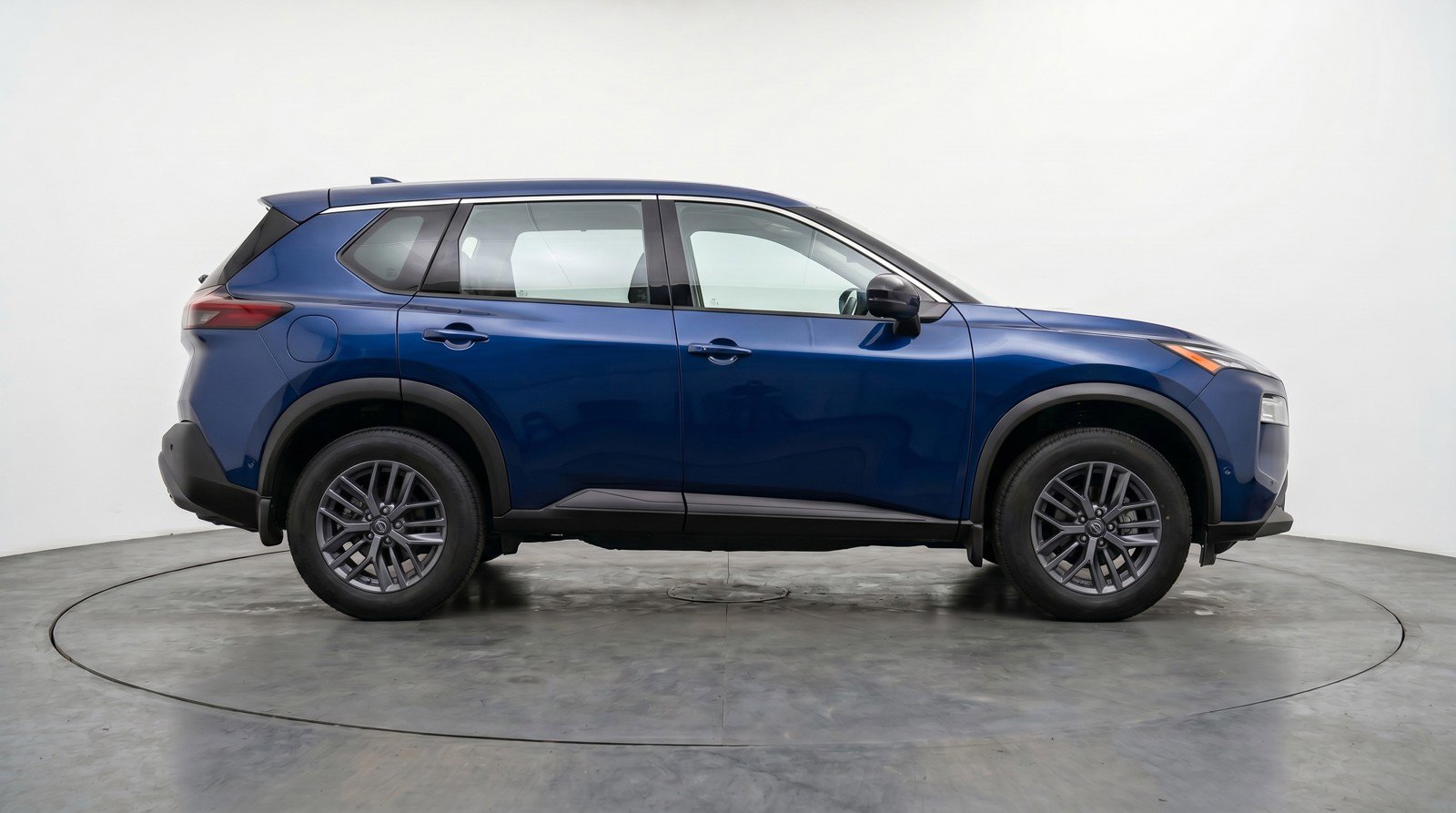 Used 2023 Nissan Rogue S FWD image 11