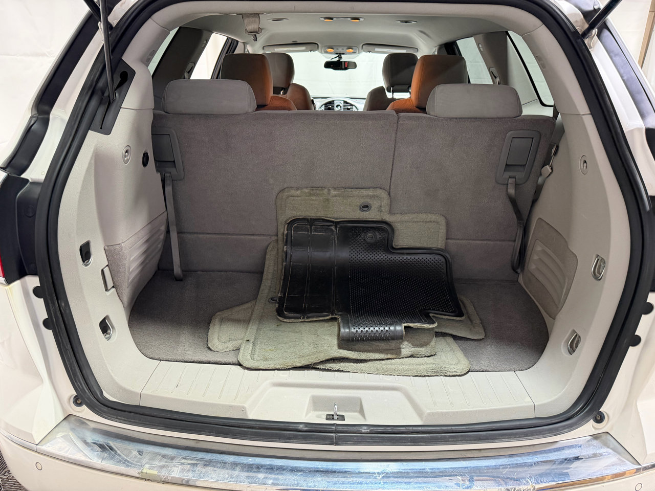 Used 2013 Buick Enclave Convenience w/ LPO, Cargo Convenience Pkg image 17