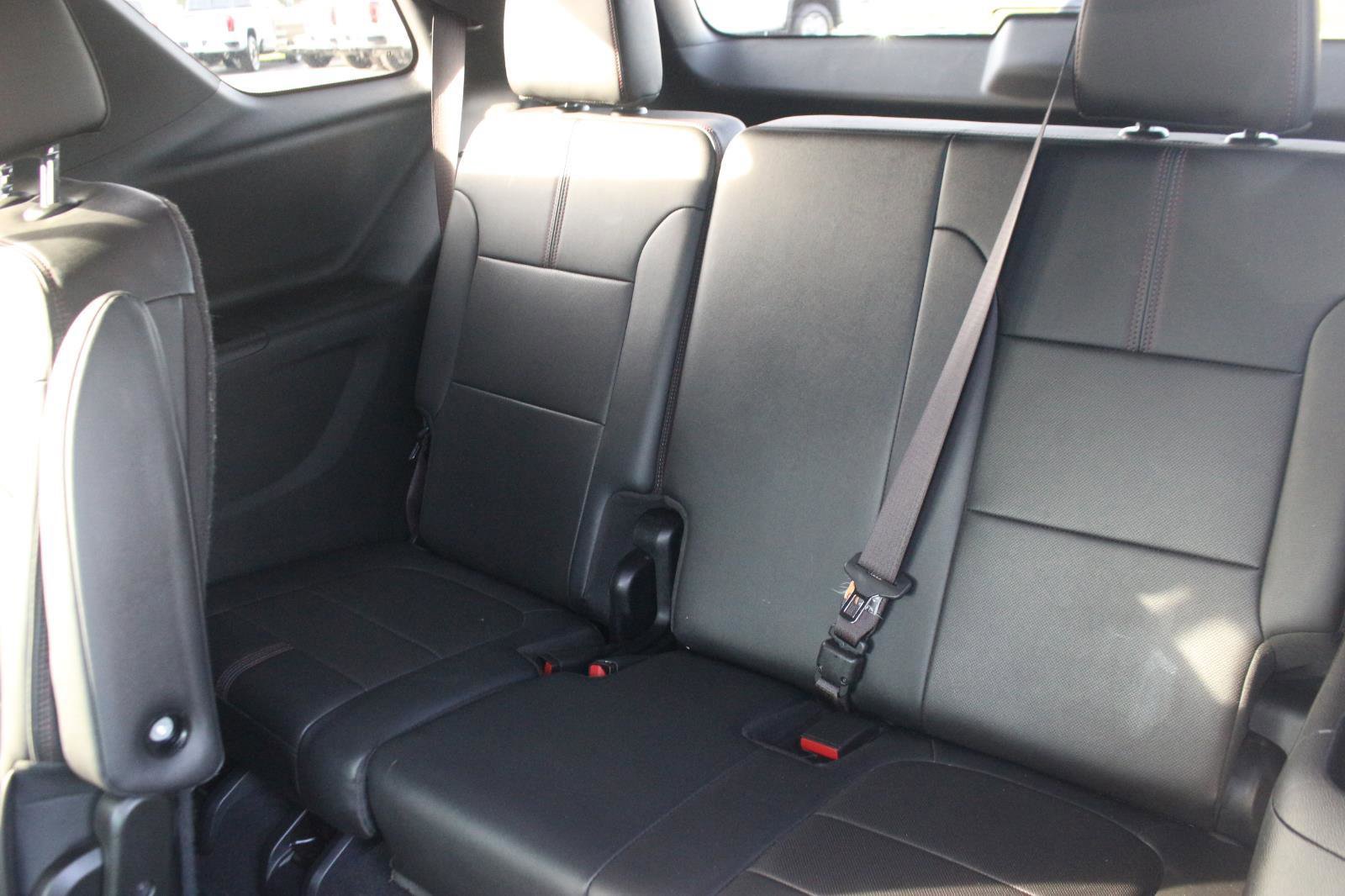 Used 2024 Chevrolet Traverse RS w/ LPO, Floor Liner Package image 37