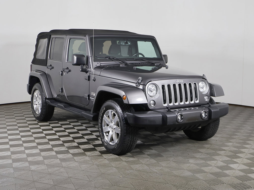 Used 2018 Jeep Wrangler Unlimited Sahara AWD/4WD image 40