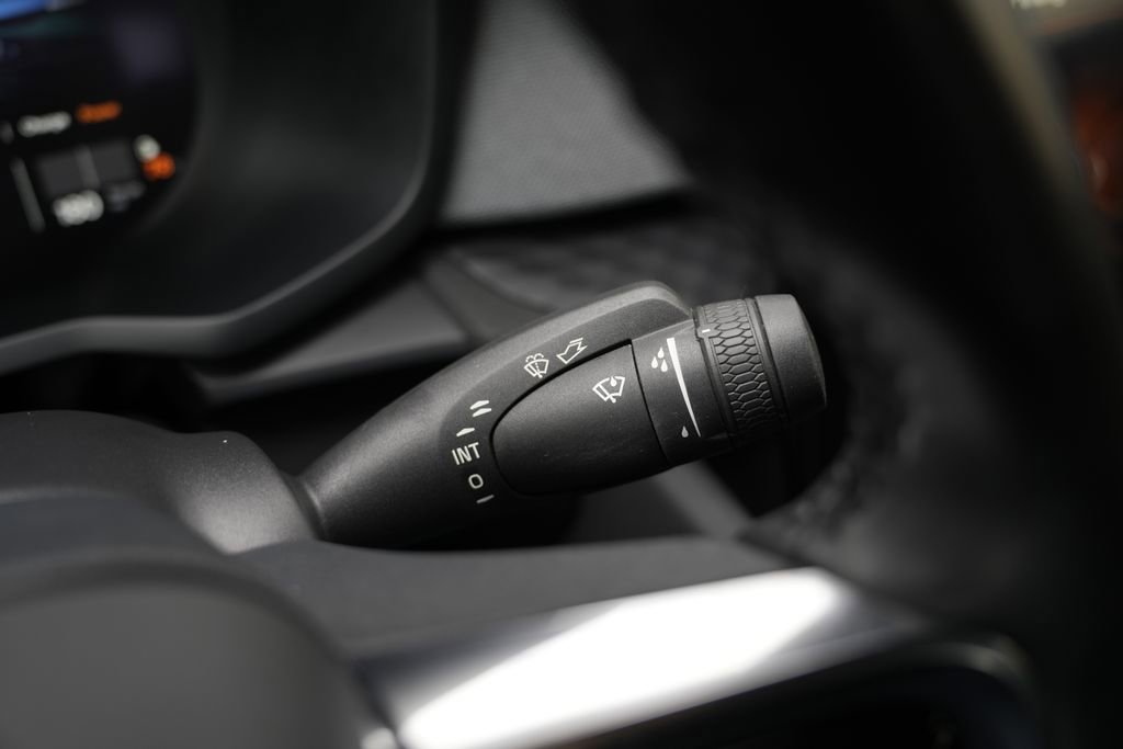 Used 2022 Polestar Polestar 2 w/ Performance Package image 44