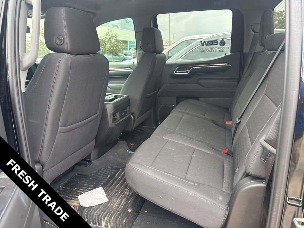 Used 2024 Chevrolet Silverado 1500 RST AWD/4WD image 5