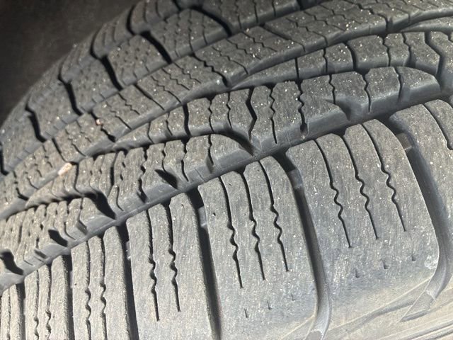 Used 2018 Toyota Highlander SE image 4