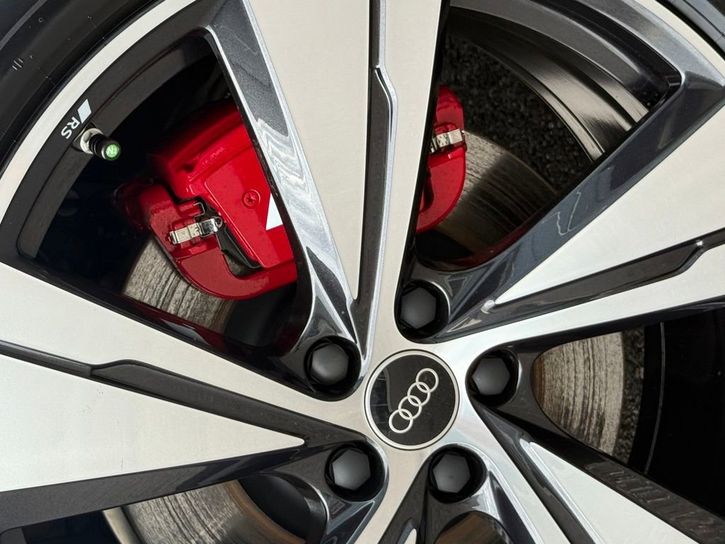 New 2025 Audi SQ5 Premium Plus image 38