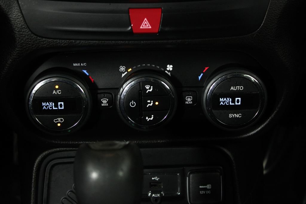 Used 2017 Jeep Renegade Altitude image 20