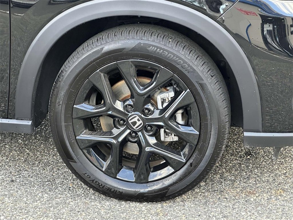 Certified 2025 Honda HR-V Sport image 6