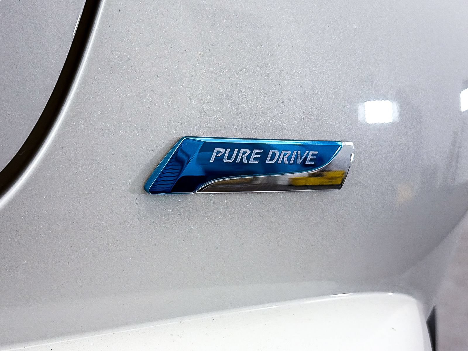 Used 2014 Nissan Juke S FWD image 2