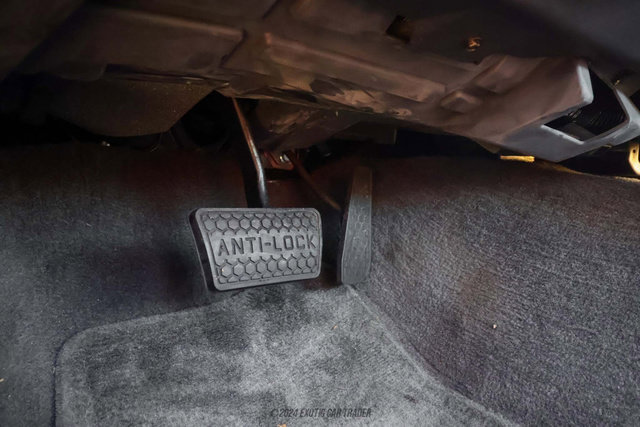 Used 1997 Pontiac Firebird Coupe w/ Opt Pkg image 39