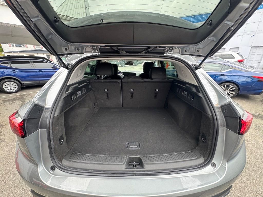 Used 2025 Buick Envision Preferred image 11