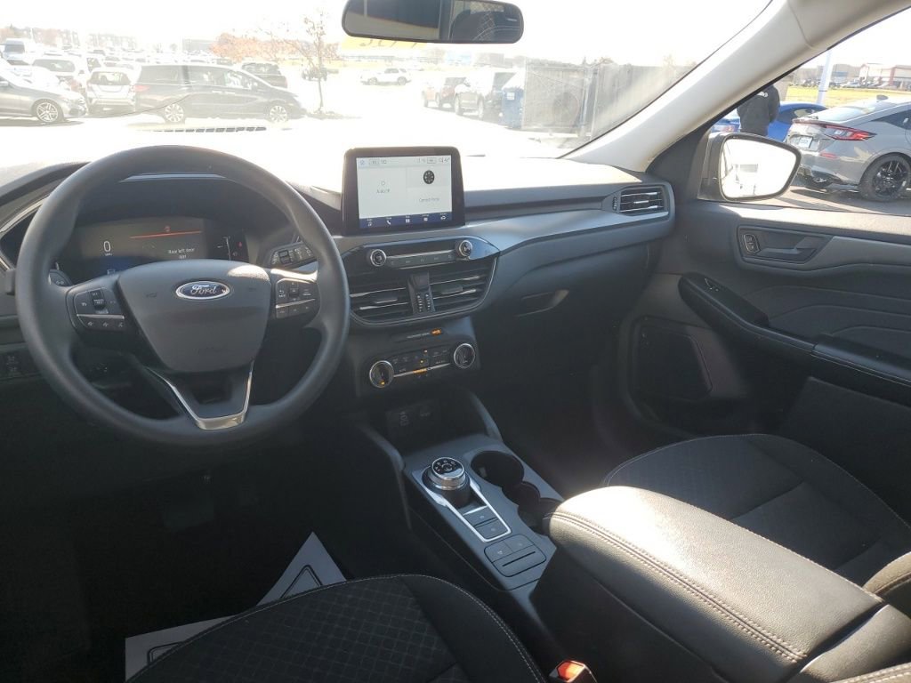 Used 2025 Ford Escape Active image 27