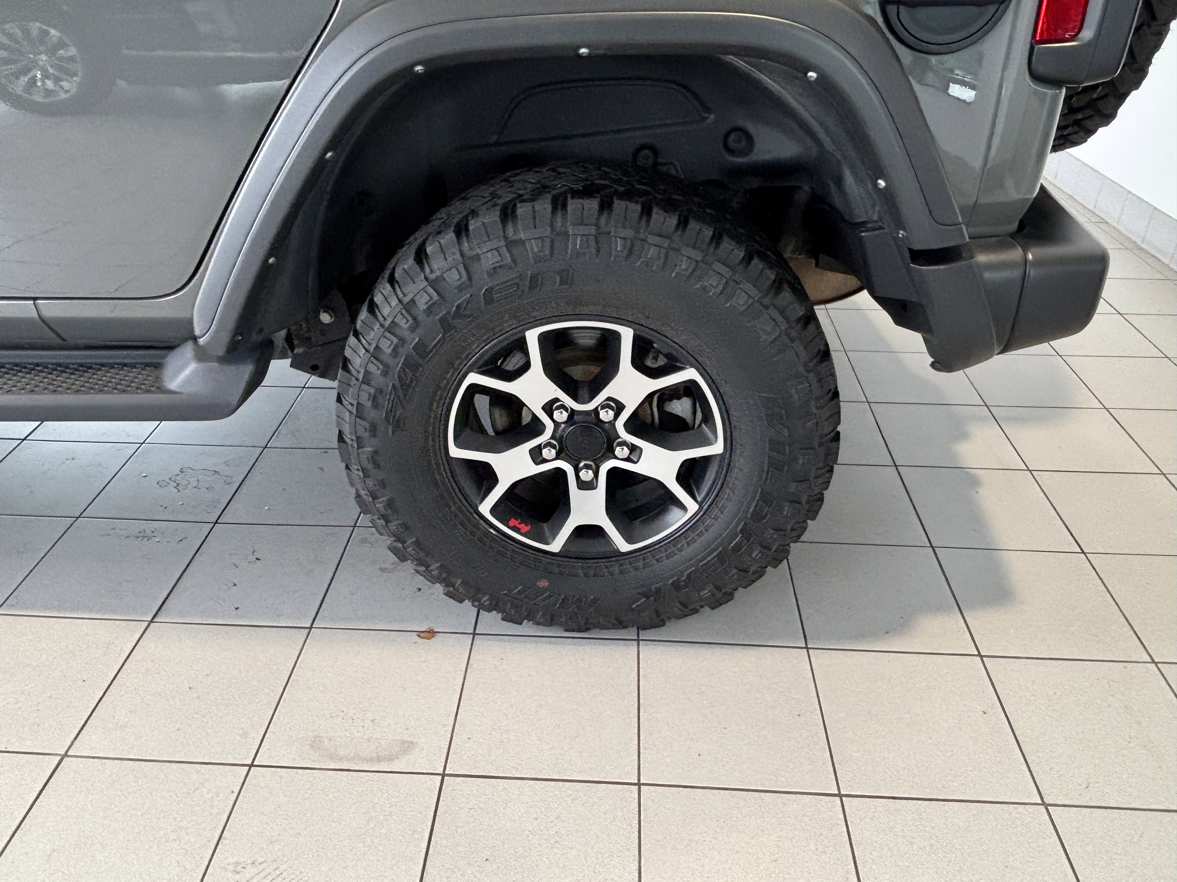 Used 2023 Jeep Wrangler Unlimited Rubicon w/ Cold Weather Group image 6