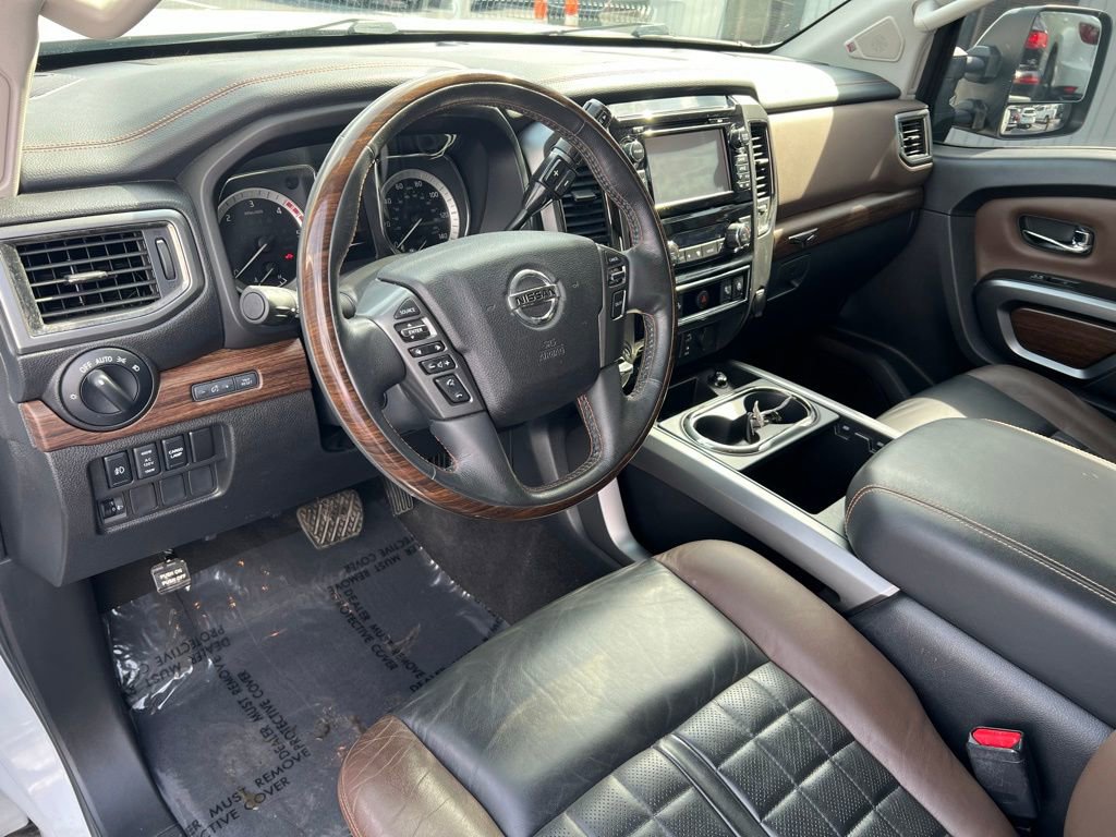 Used 2016 Nissan Titan Platinum Reserve image 13
