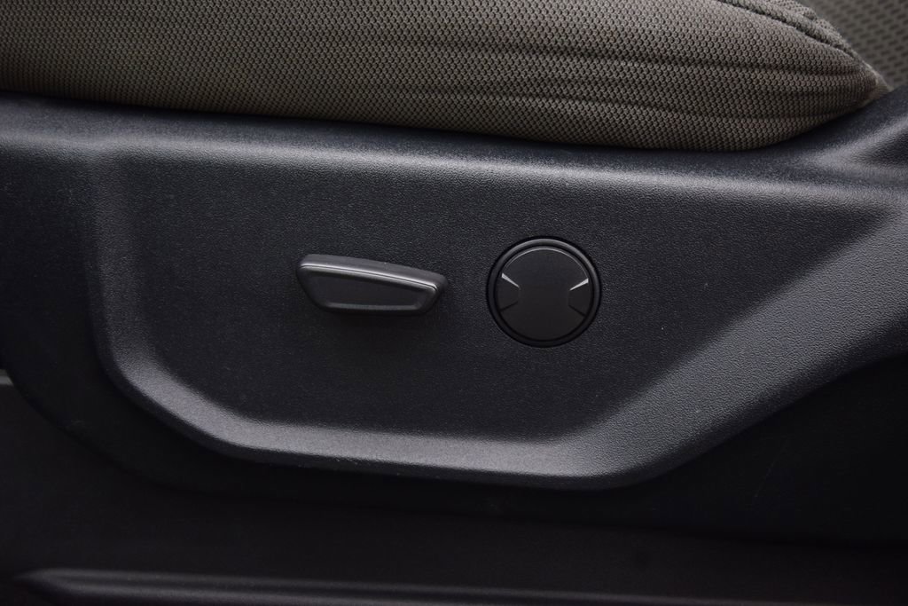 Used 2020 Ford F150 XLT w/ Trailer Tow Package image 27