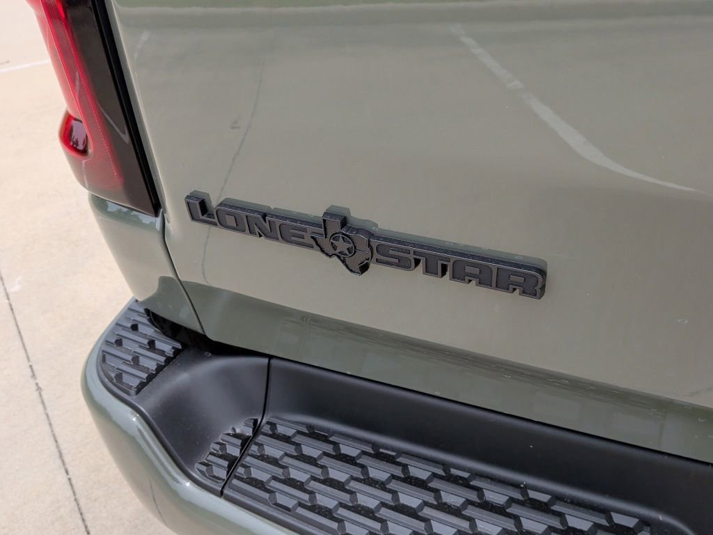 New 2026 RAM 1500 4x4 Crew Cab image 45
