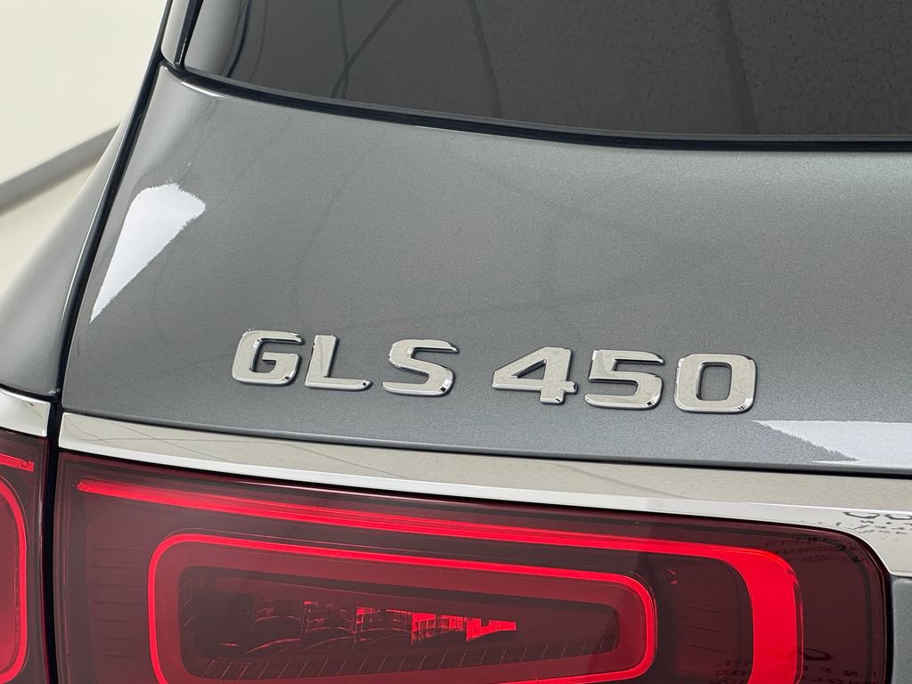 Used 2020 Mercedes-Benz GLS 450 4MATIC image 47