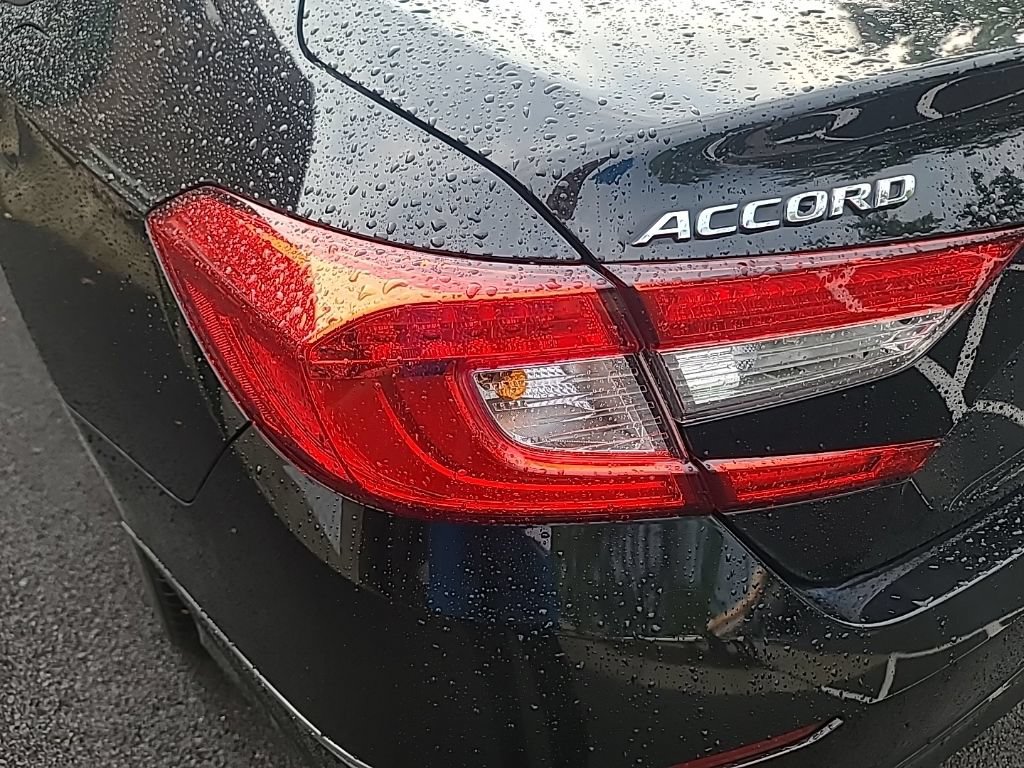 Used 2018 Honda Accord EX-L image 5