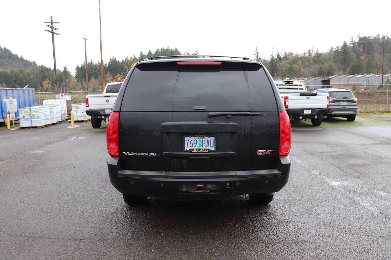 Used 2013 GMC Yukon XL SLT image 6