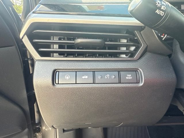 Used 2024 Nissan Altima 2.0 SR FWD image 26