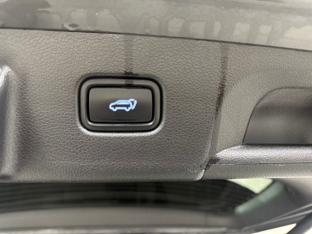 Used 2020 Hyundai Palisade Limited image 19