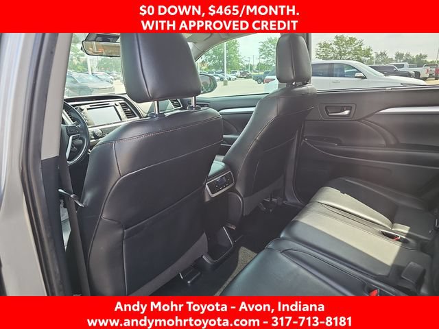 Used 2019 Toyota Highlander XLE FWD image 28